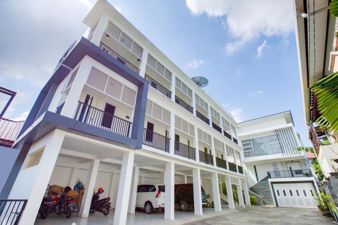 Oyo 3279 Joy Residence Samarinda Εξωτερικό φωτογραφία