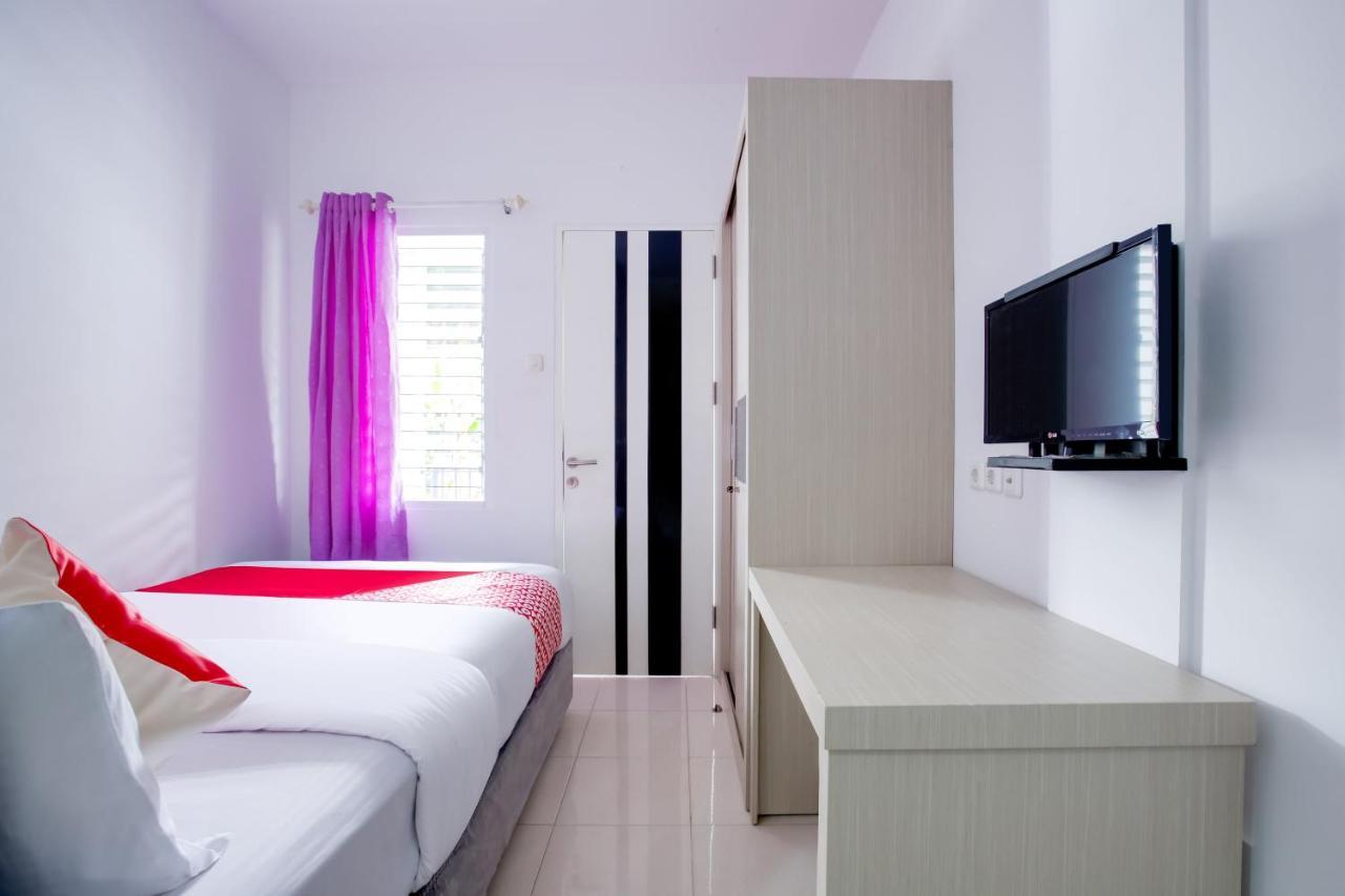 Oyo 3279 Joy Residence Samarinda Εξωτερικό φωτογραφία