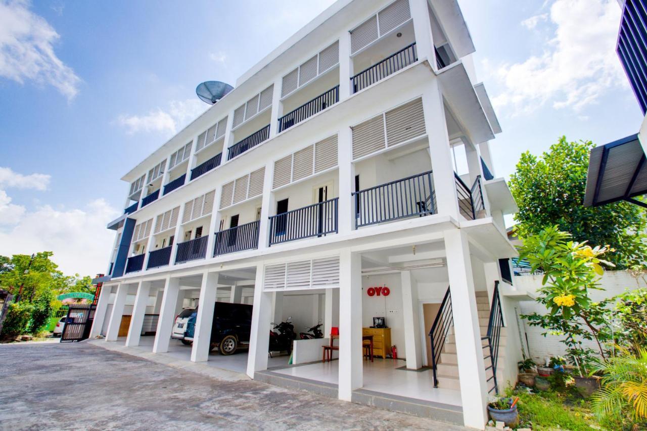 Oyo 3279 Joy Residence Samarinda Εξωτερικό φωτογραφία