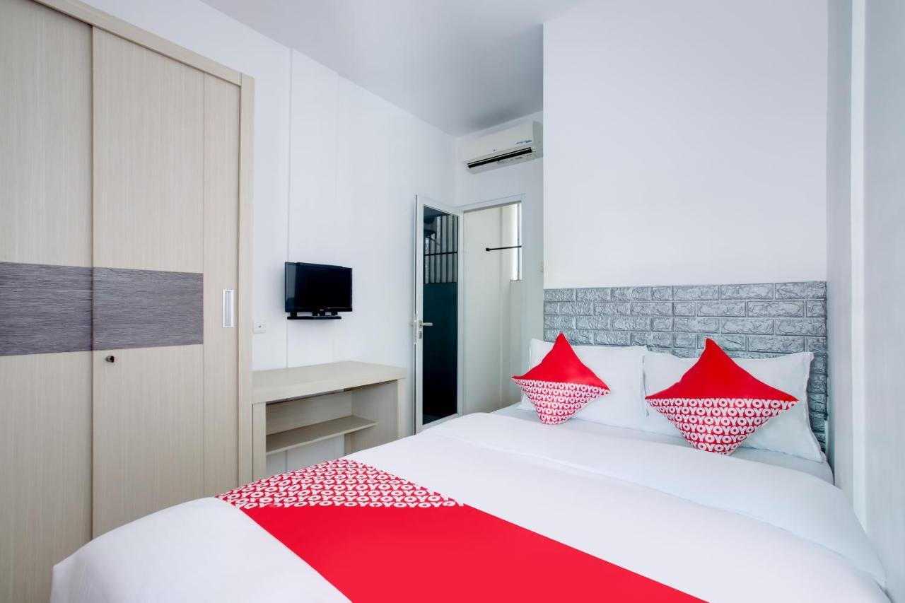 Oyo 3279 Joy Residence Samarinda Εξωτερικό φωτογραφία